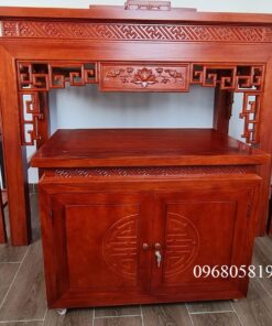 Bàn triện và tủ cơm