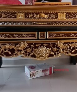 Bàn án gian rồng hóa mai