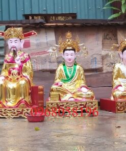 Các mẫu, Thánh